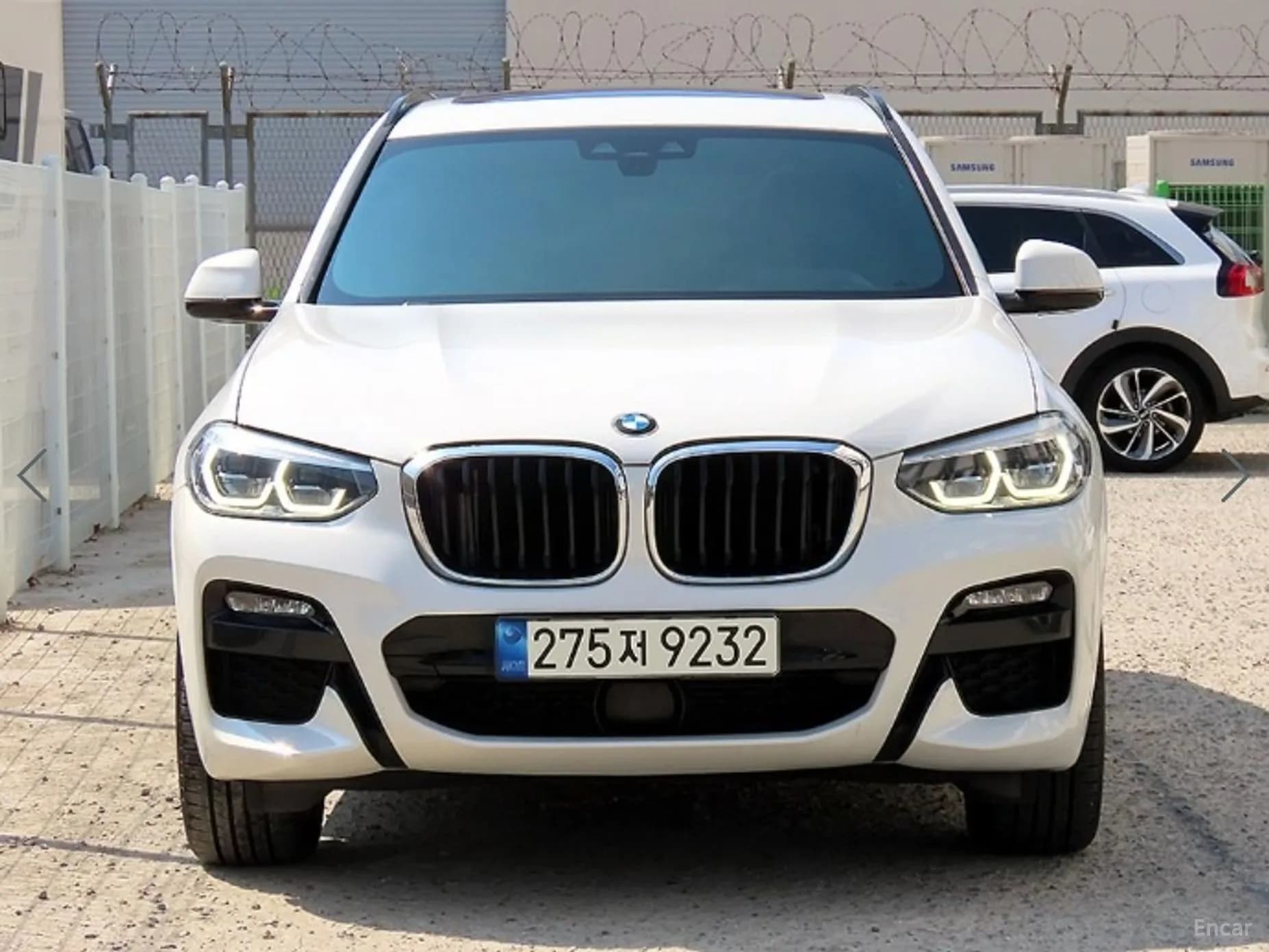 X3 (G01)