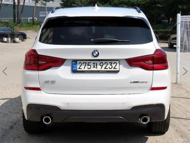 X3 (G01)