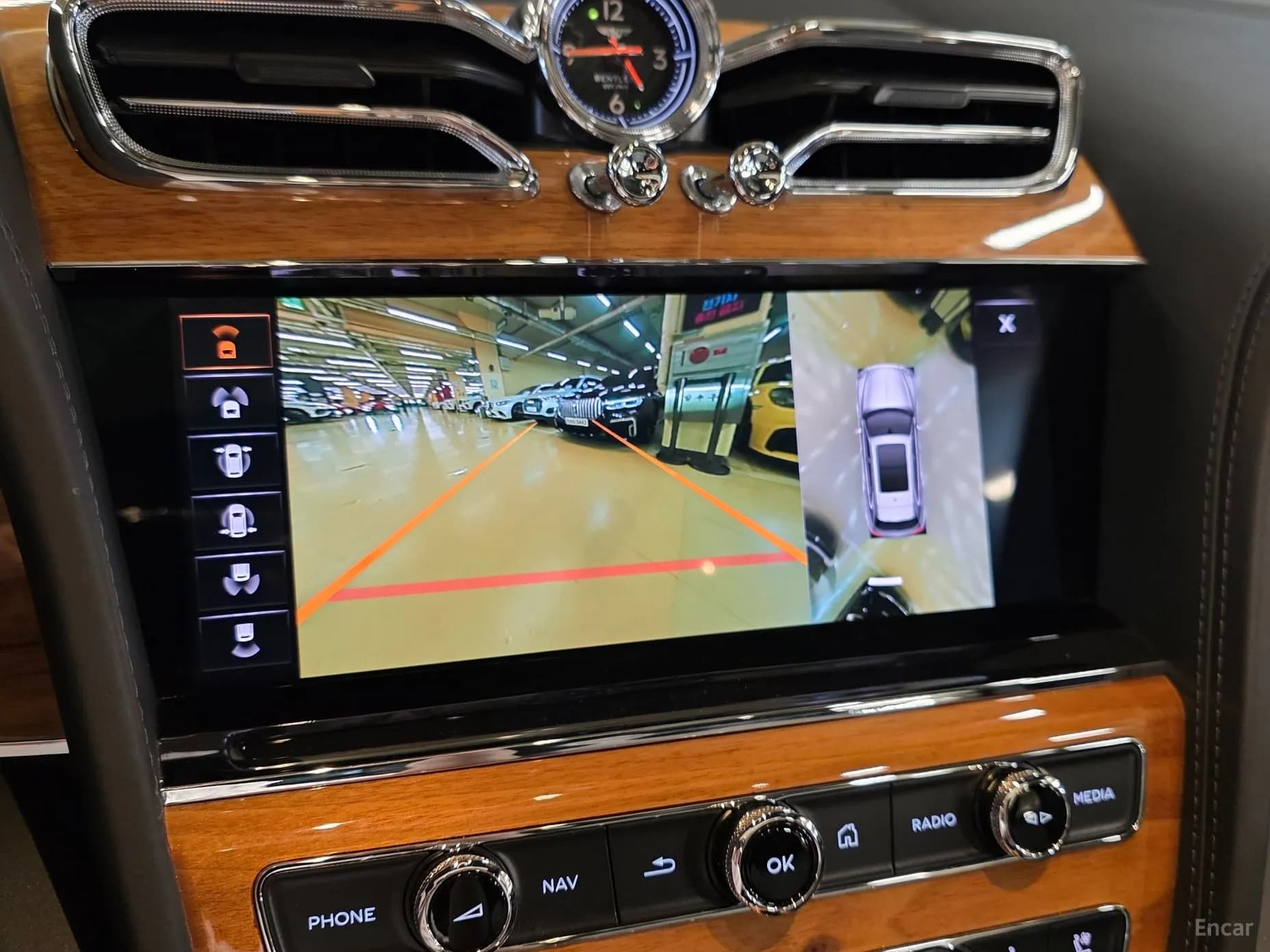Bentayga