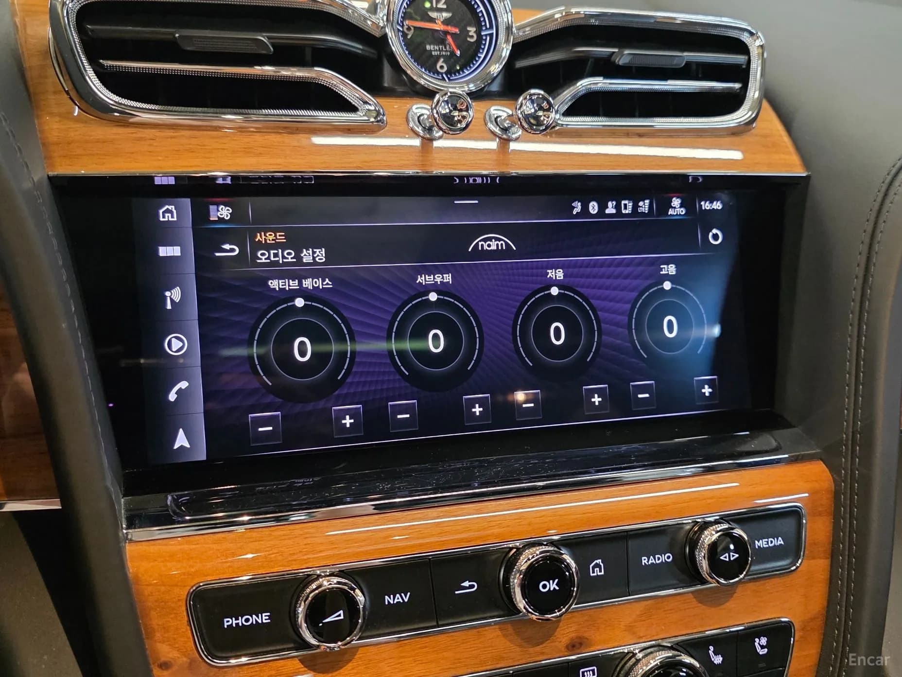 Bentayga
