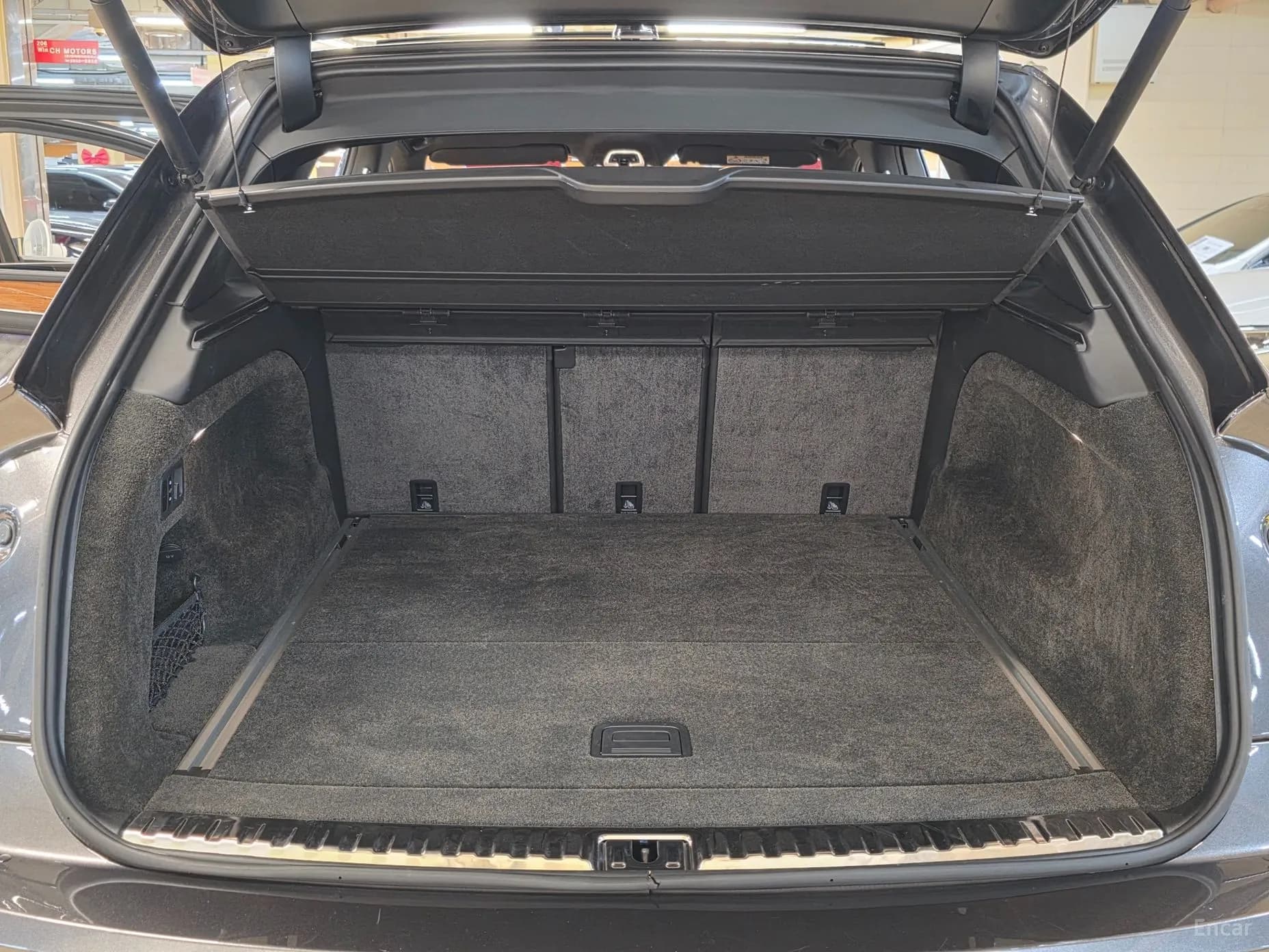 Bentayga