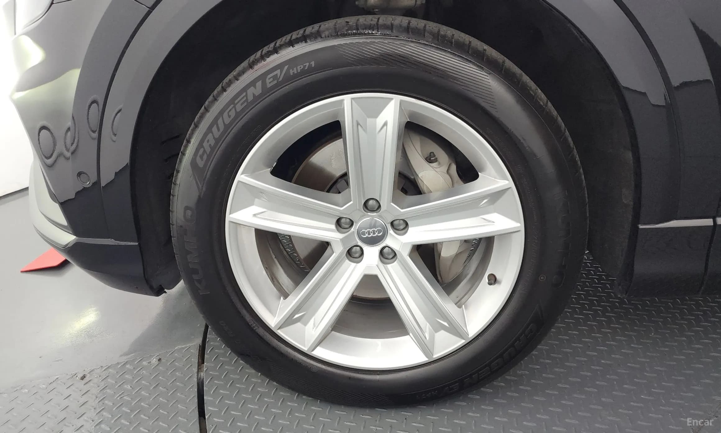 Q8 (4M)