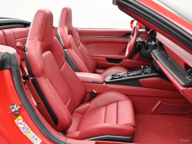 911 (992)