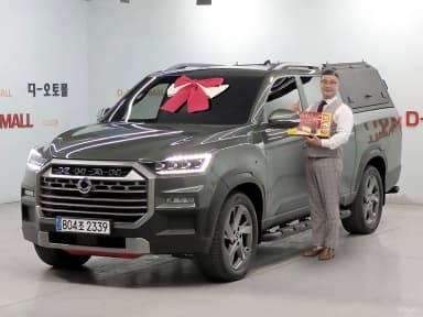 Rexton Sports Khan