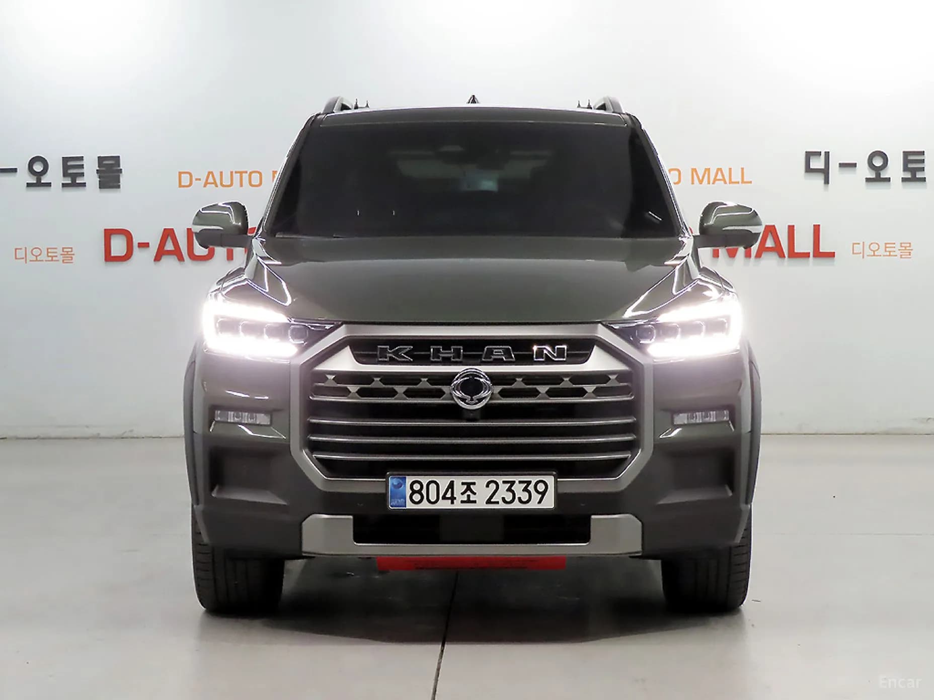 Rexton Sports Khan