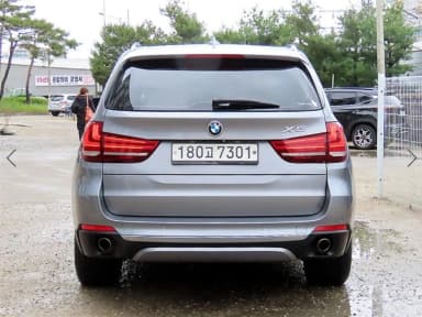X5 (F15)