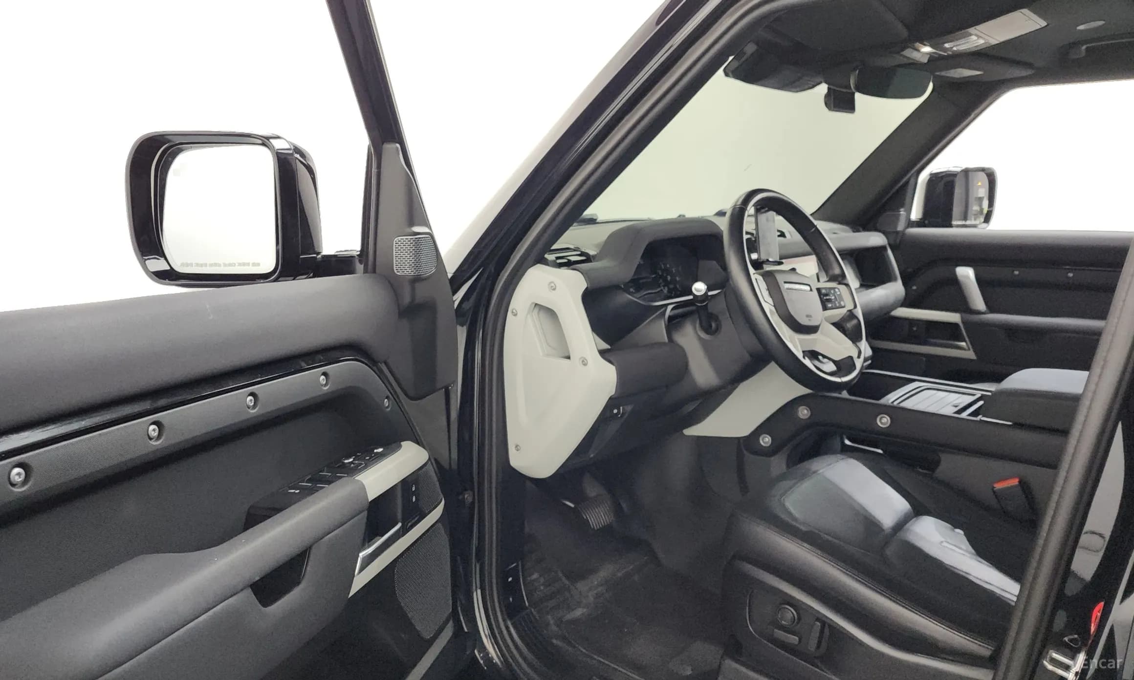 Defender (L663)