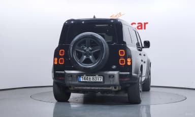 Defender (L663)
