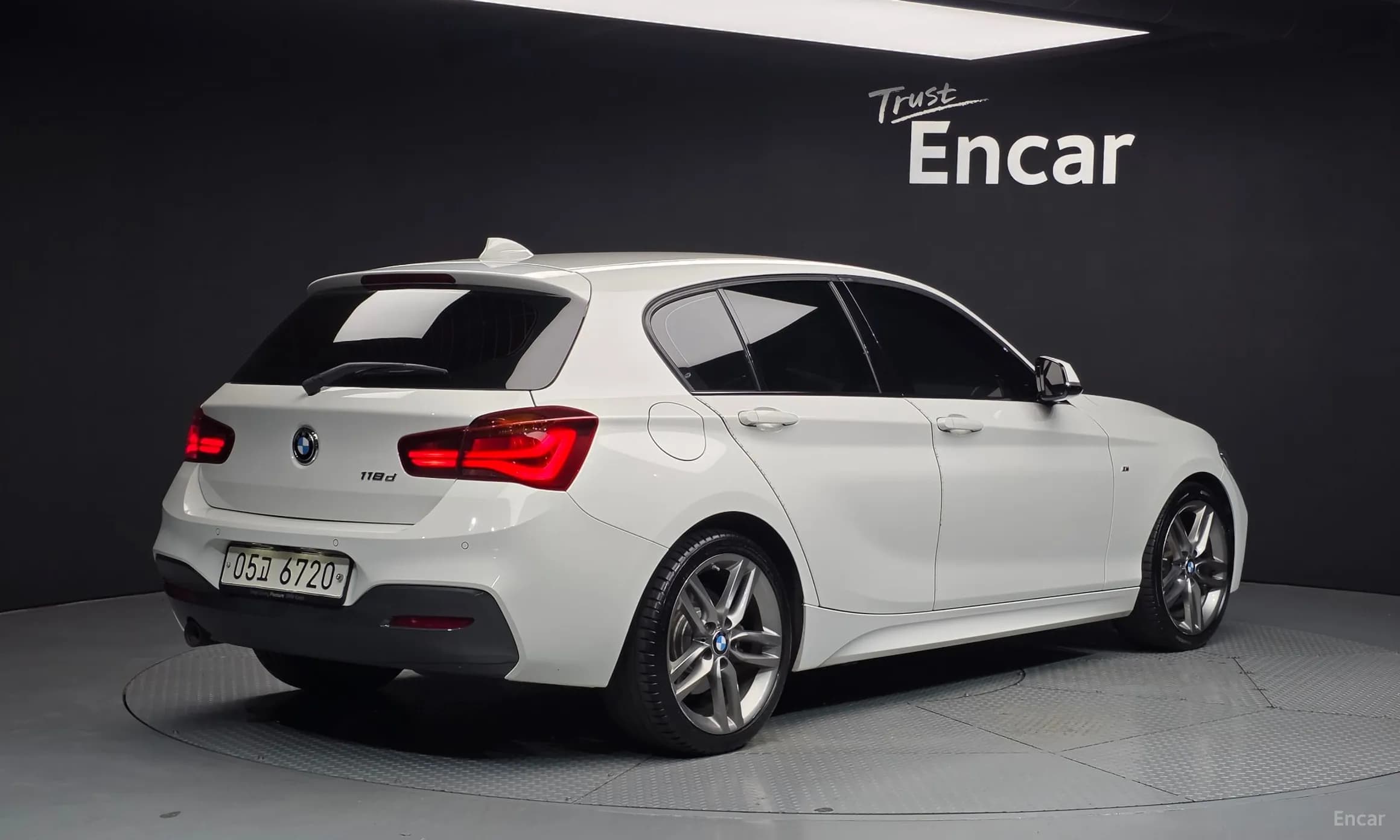 1 Series (F20)