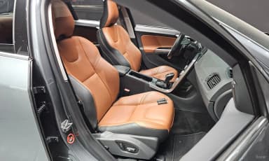 S60
