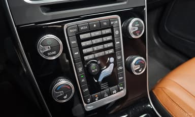 S60