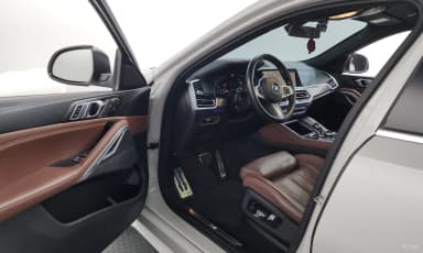 X6 (G06)