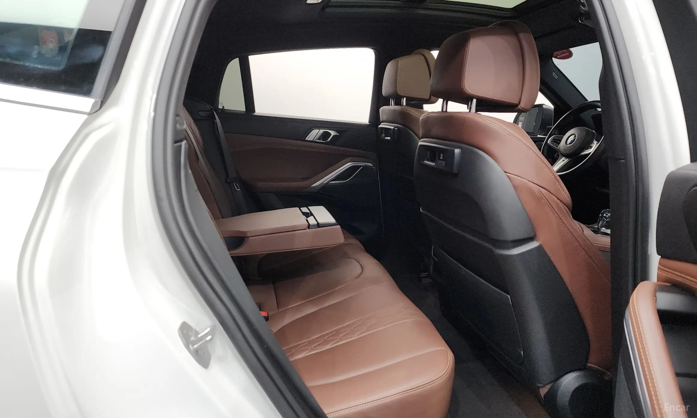 X6 (G06)