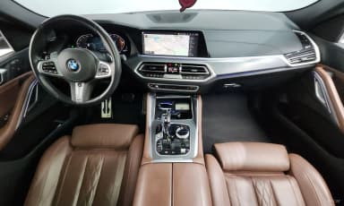 X6 (G06)