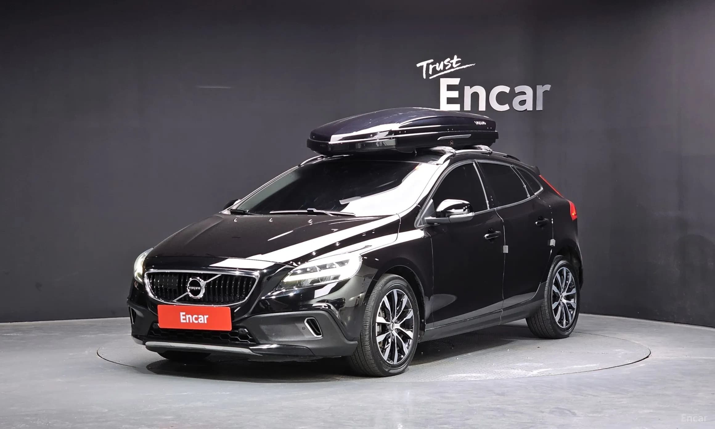 V40 Cross Country