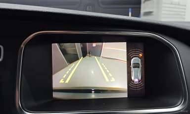 V40 Cross Country