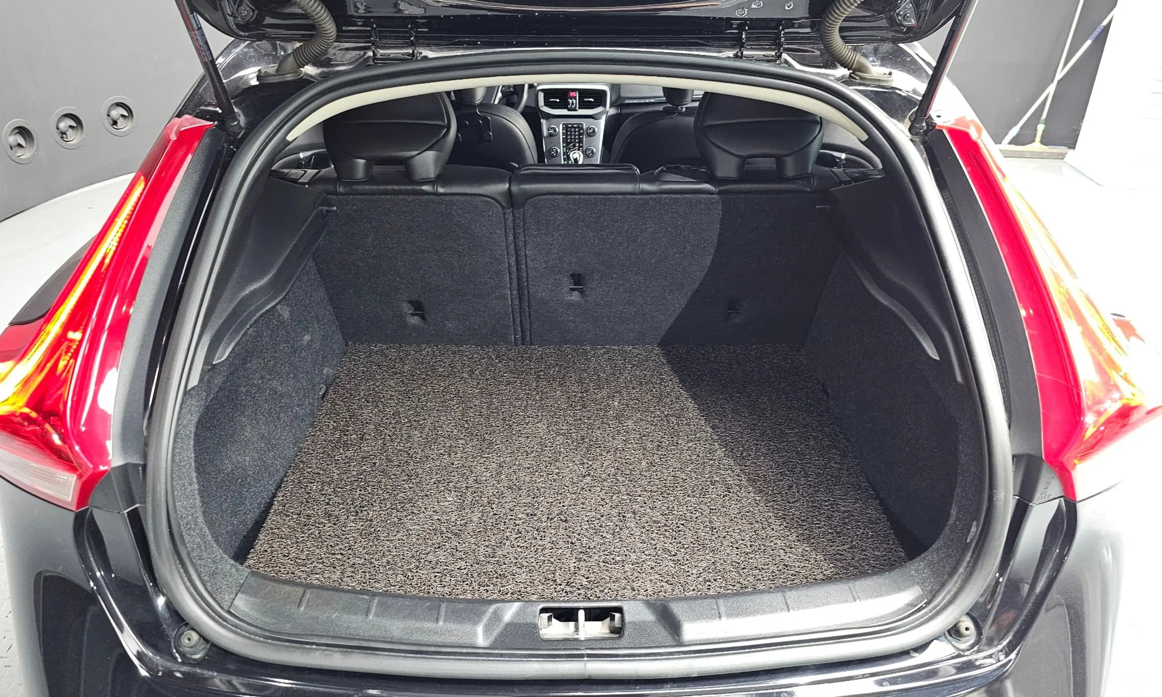 V40 Cross Country