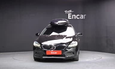 V40 Cross Country