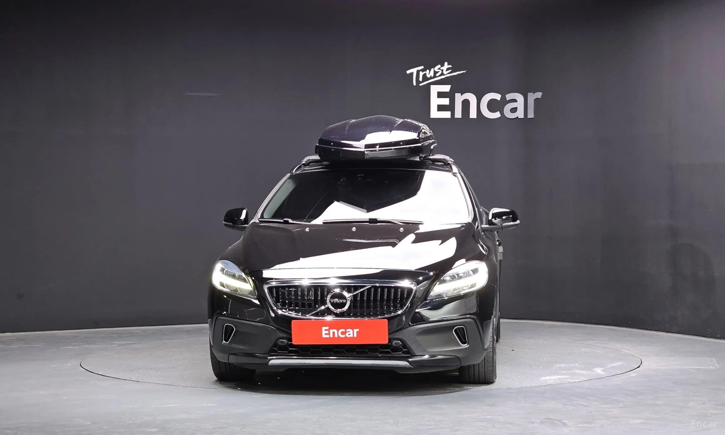 V40 Cross Country