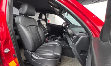Rexton Sports Khan