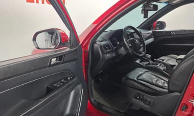 Rexton Sports Khan