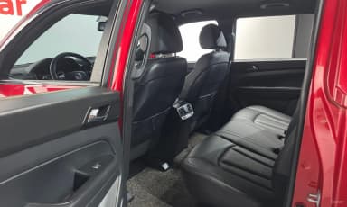 Rexton Sports Khan