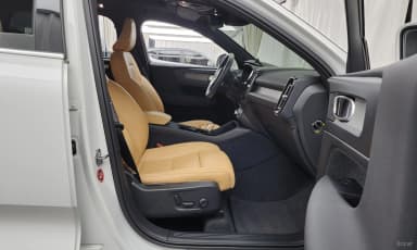 XC40