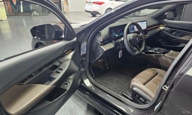 5 Series (G60)