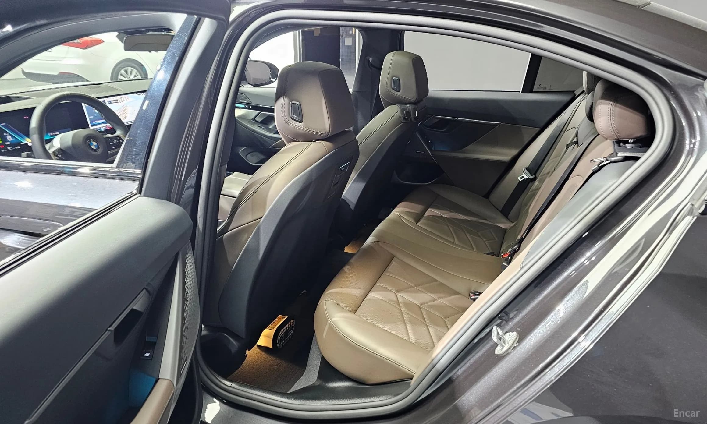 5 Series (G60)