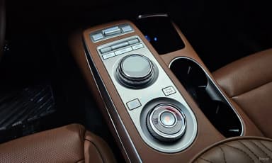 GV70