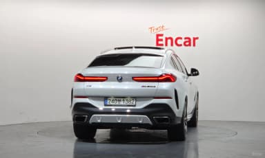 X6 (G06)