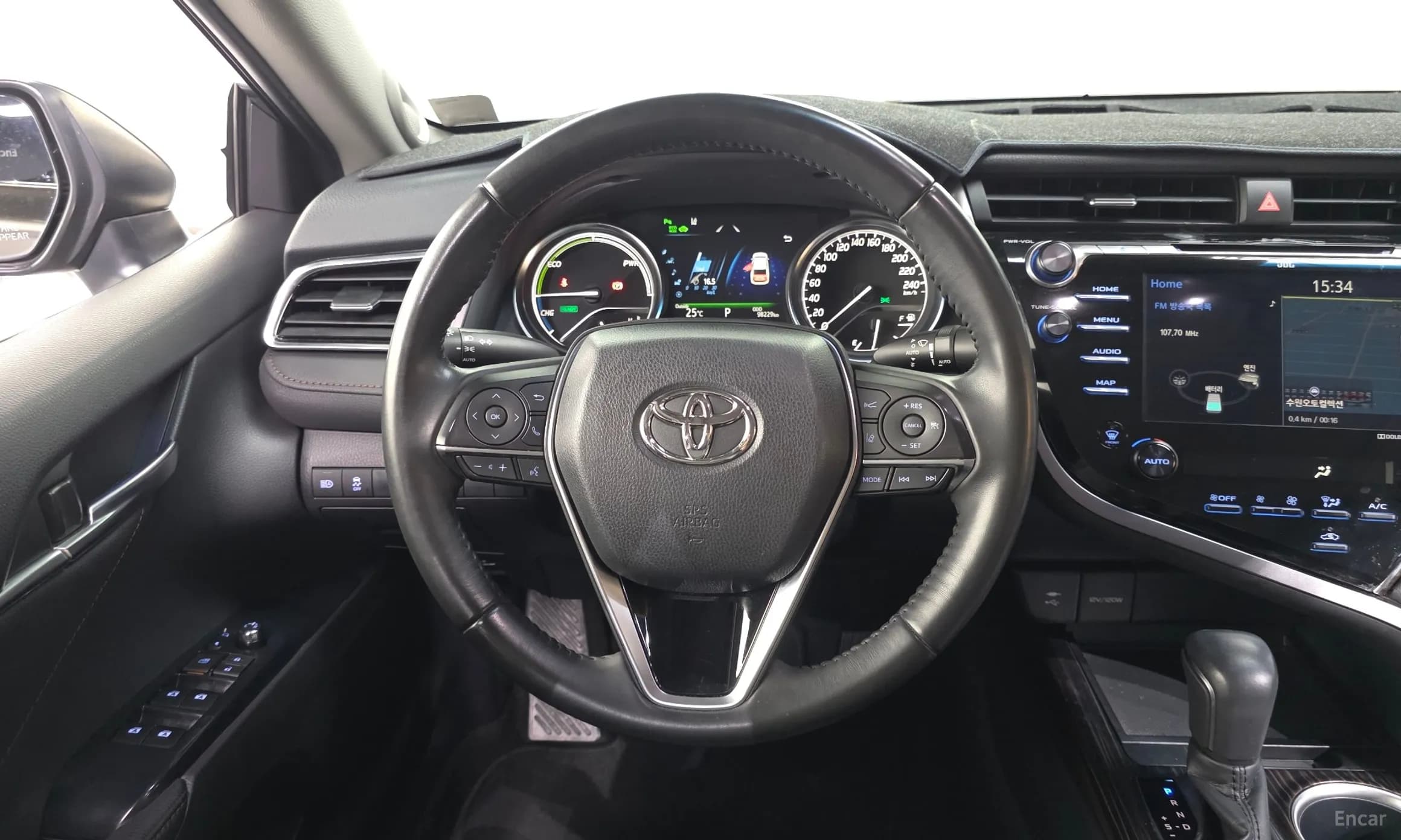Camry (XV70)