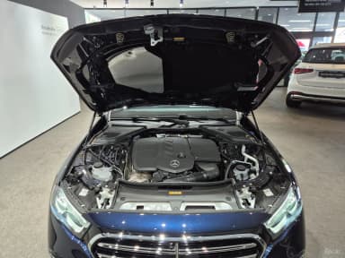 E-Class W214