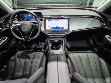 E-Class W214