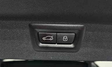 X3 (G01)