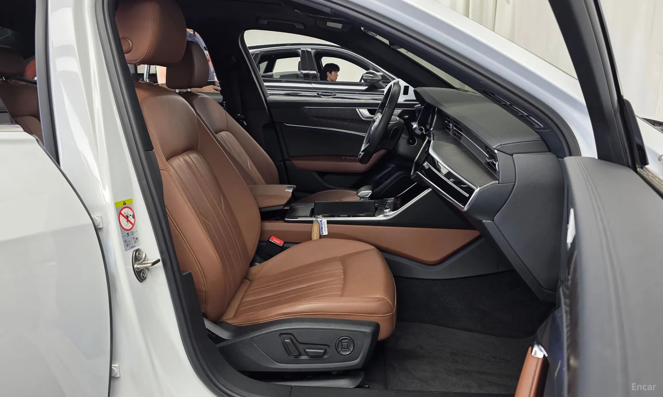 A6 (C8)