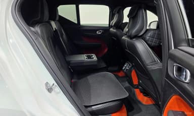 XC40