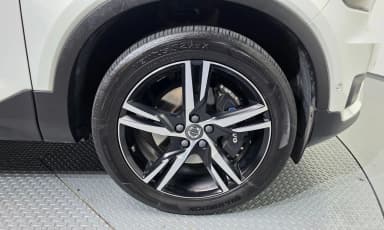 XC40