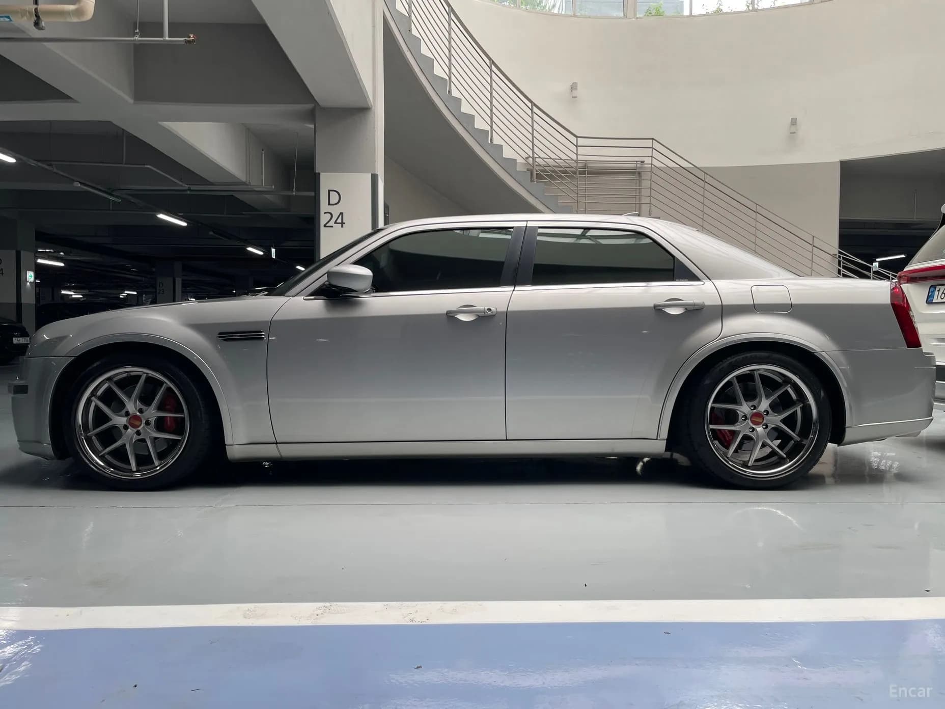300C