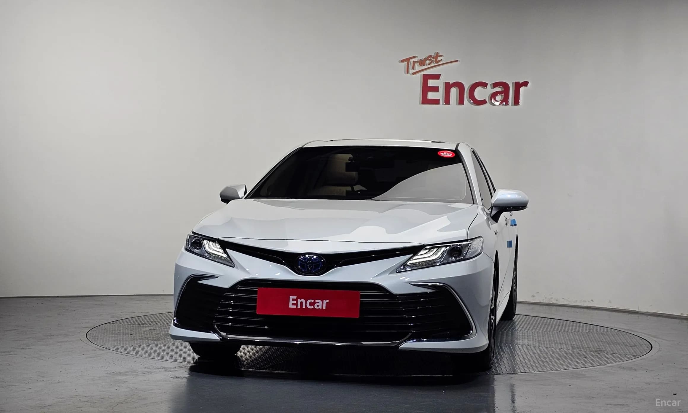 Camry (XV70)