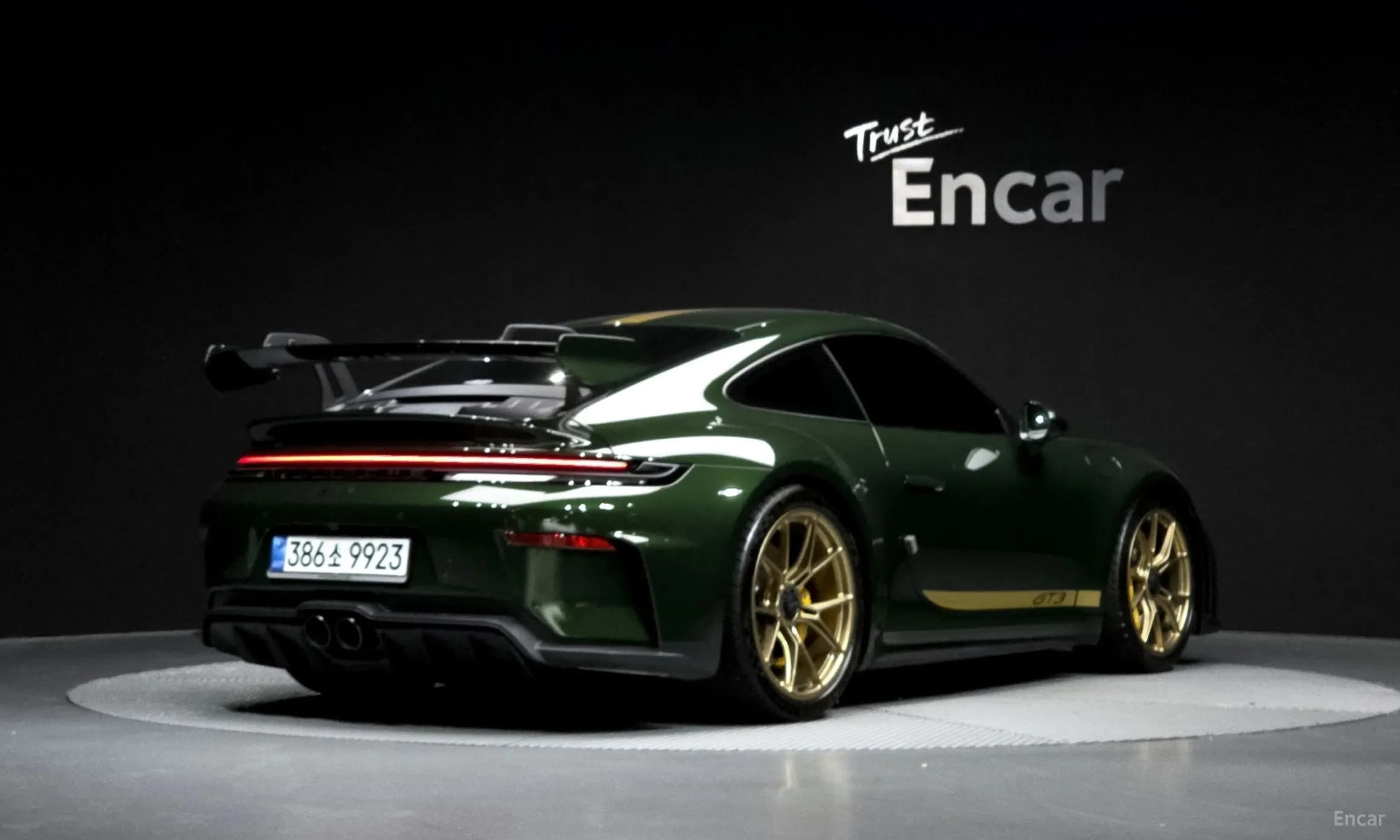 911 (992)