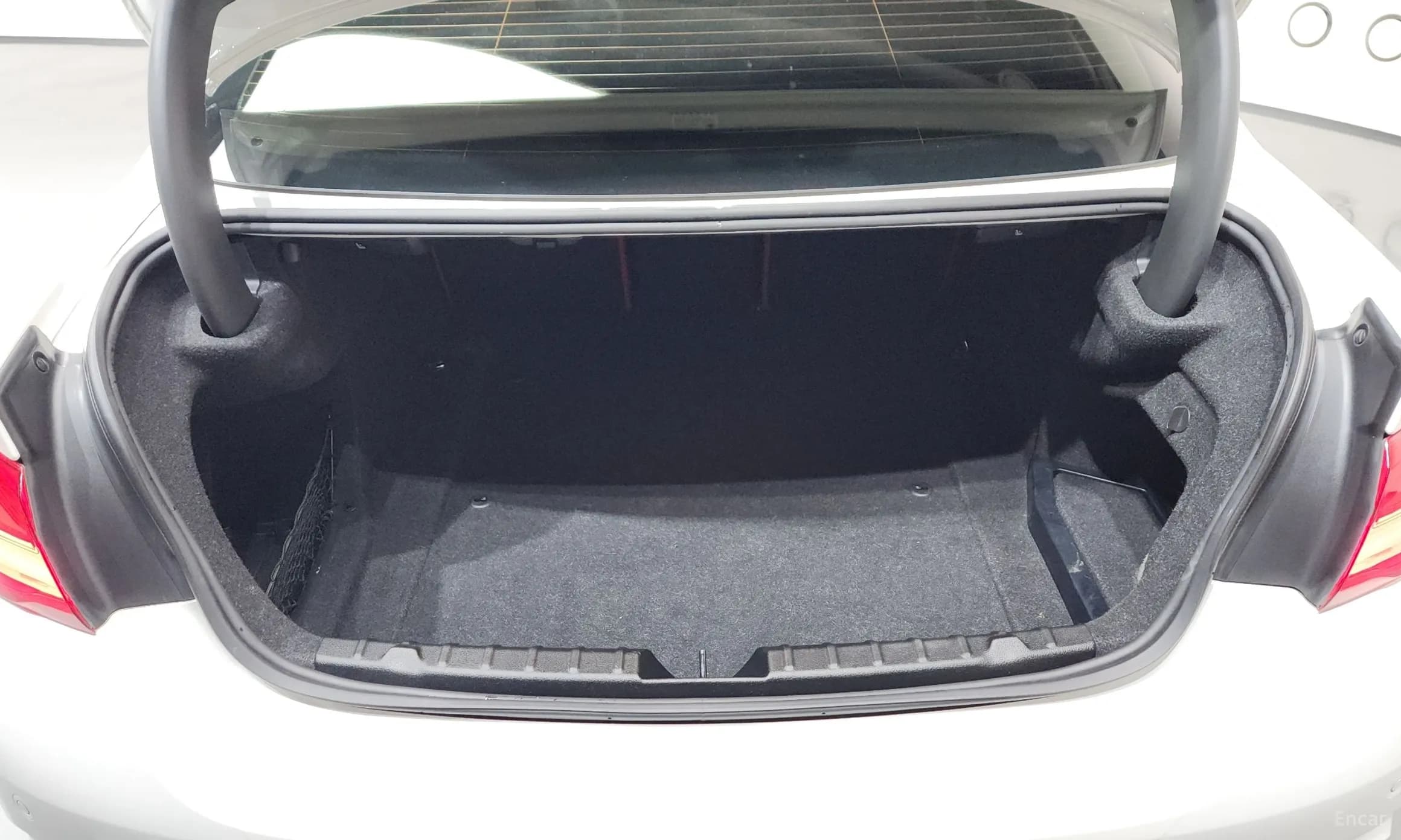 Series 4 (F32)