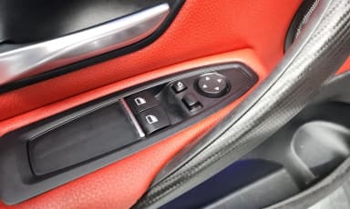 Series 4 (F32)