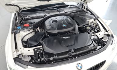 Series 4 (F32)