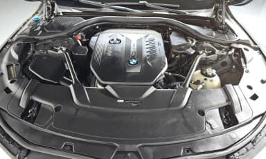 7 Series (G11)