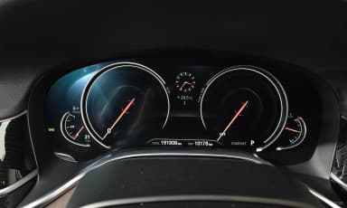 7 Series (G11)