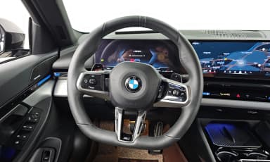 5 Series (G60)