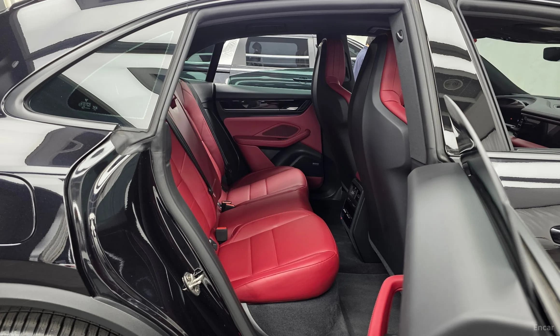 Macan EV
