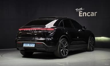 Macan EV