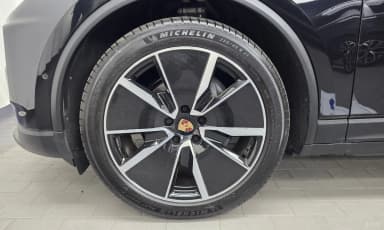 Macan EV